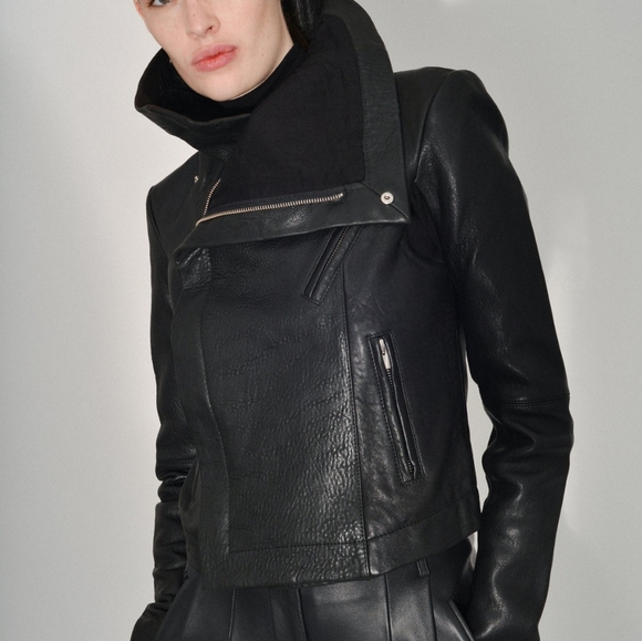 Classic leather jacket - Picture 5 of 8